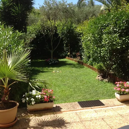 Studio En Rez De Jardin Dans Residence Calme Avec Piscine *