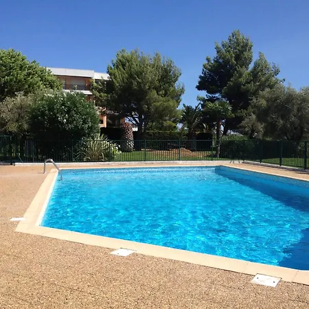 Studio En Rez De Jardin Dans Residence Calme Avec Piscine * Juan-les-Pins